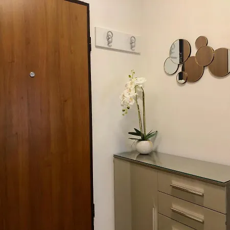 Apartment Mina *