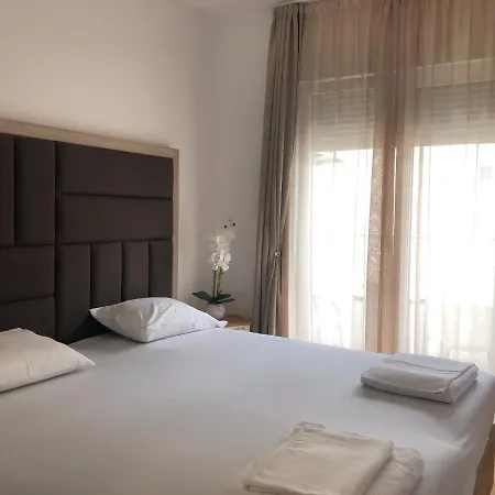 Apartment Mina *